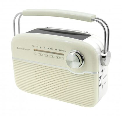 Soundmaster TR480BE FM radio with solar panel